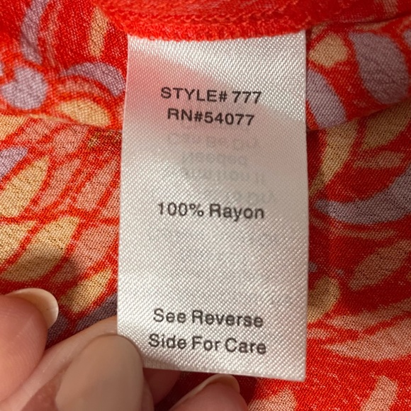 Cabi Lively Day Floral Mum cami - Picture 6 of 6